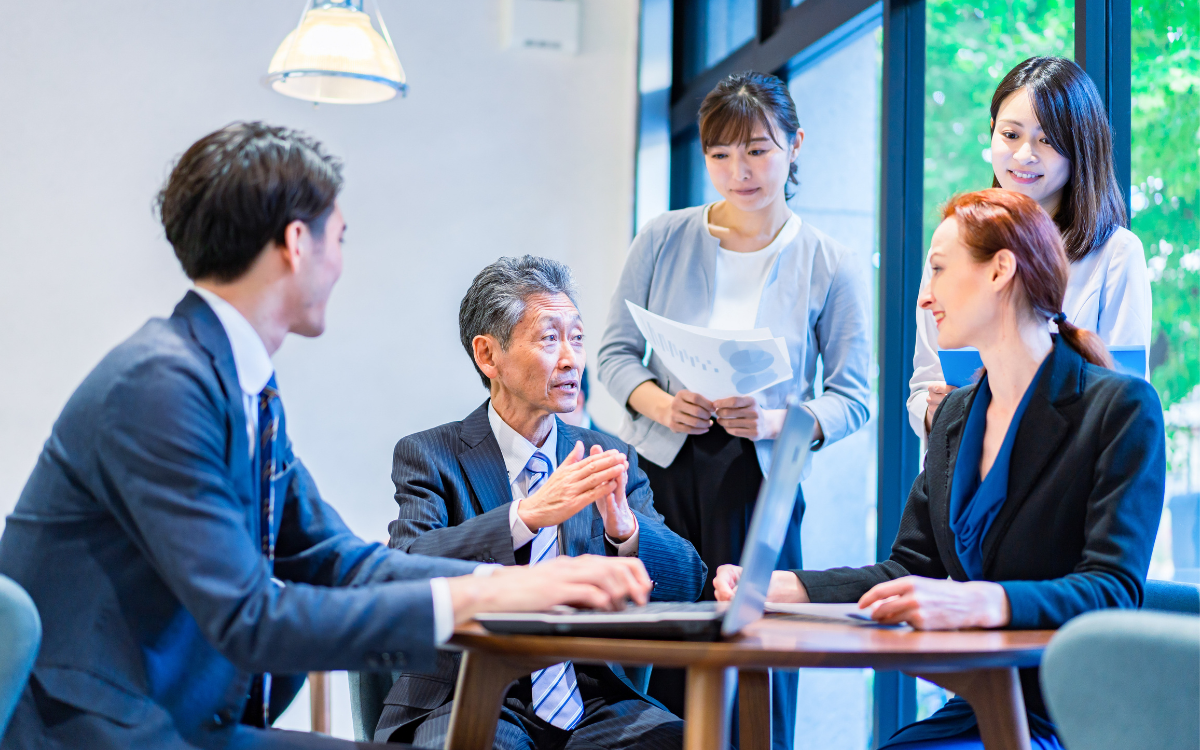 Japanese Employee Benefits - Meeting Rom